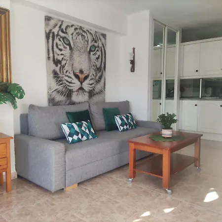 Piscis Apartment *